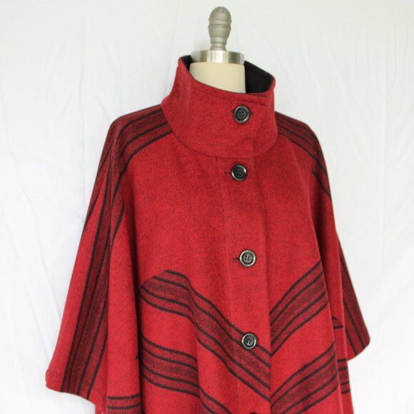 SOLD Pendleton wool jacket Aztec coat poncho Cloak Southwestern cape wrap - Picture 6 of 12
